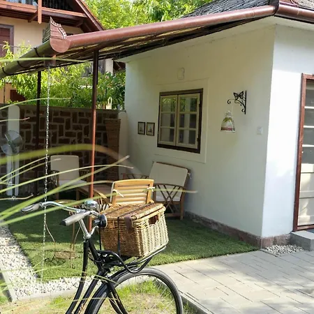 Step88 Casa de Férias Balatonlelle